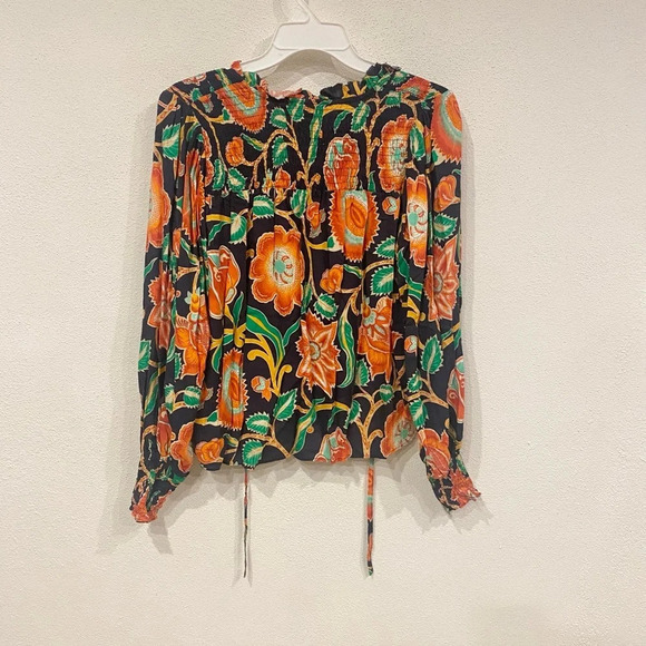 NWT Love the Label Irena Navy Blouse Size Small - Picture 4 of 4